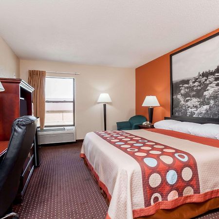 Super 8 By Wyndham Harrisburg Hotel Ngoại thất bức ảnh
