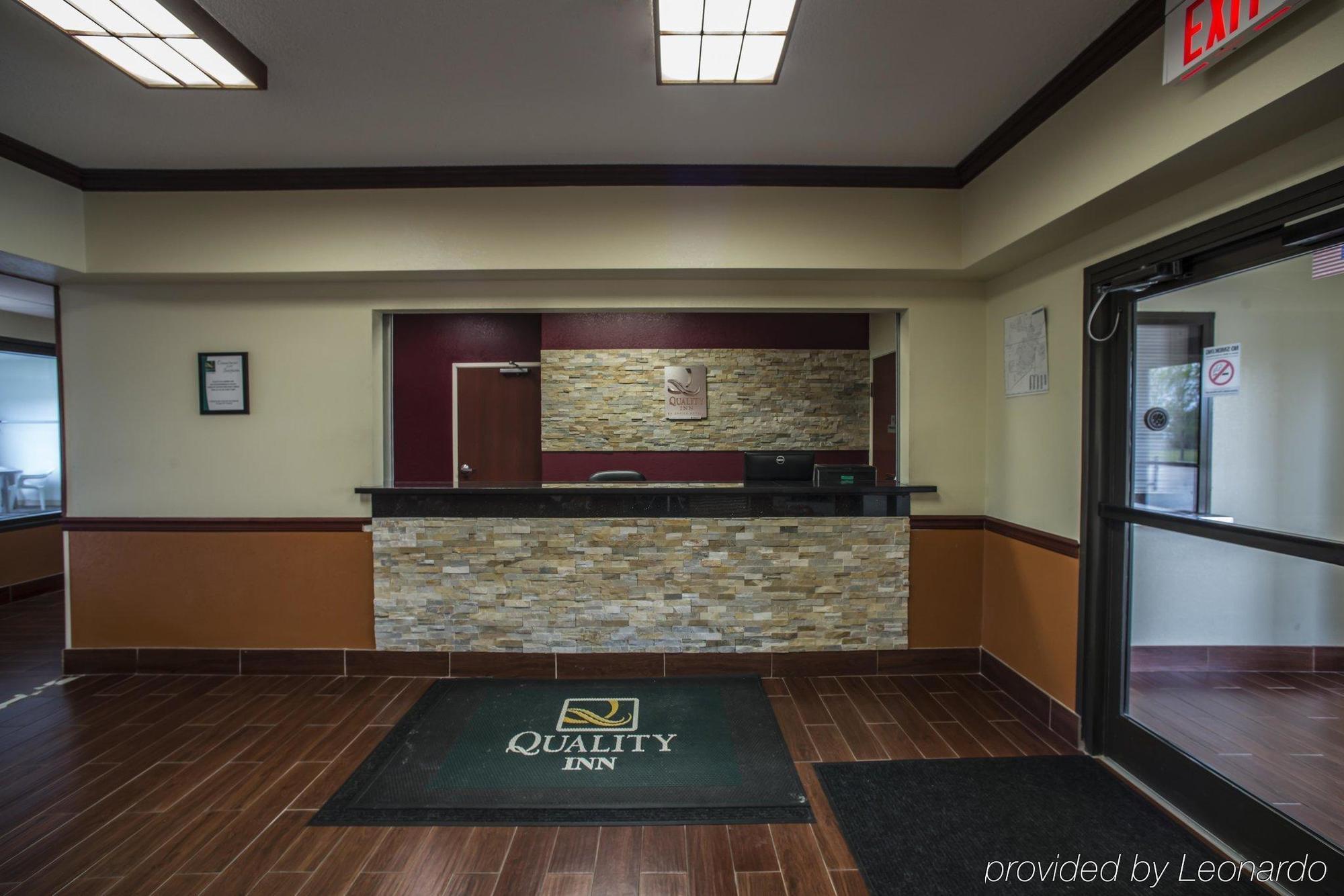 Super 8 By Wyndham Harrisburg Hotel Ngoại thất bức ảnh